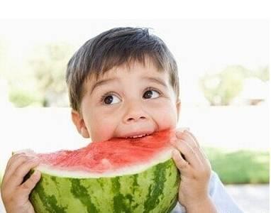 带你吃瓜躺平发育,揭秘网络流行语的演变与影响